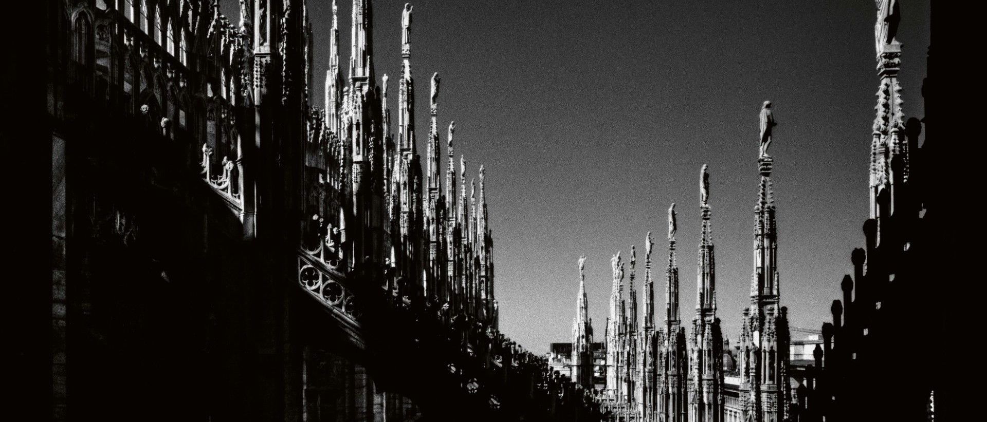  Aurelio Amendola. Werk aus der Serie &uuml;ber den Mail&auml;nder Dom. 